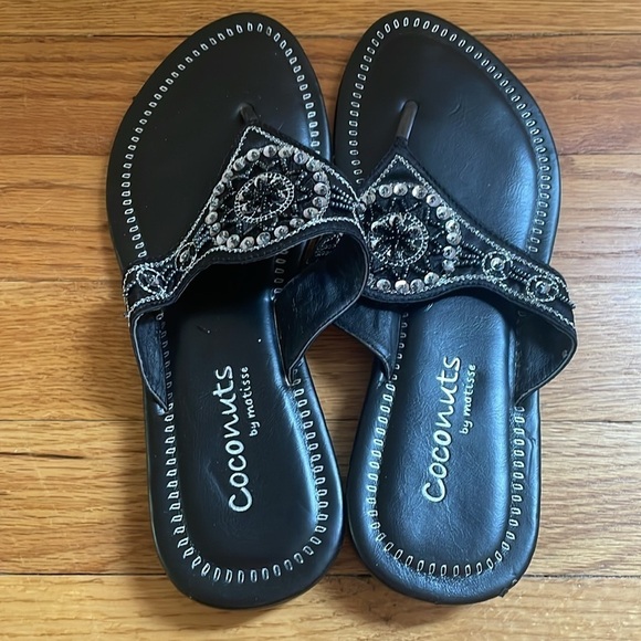 Coconuts by Matisse Black Leather Thong Sandal Flip Flop Beaded Kelsey Shoe 7 - Picture 4 of 9